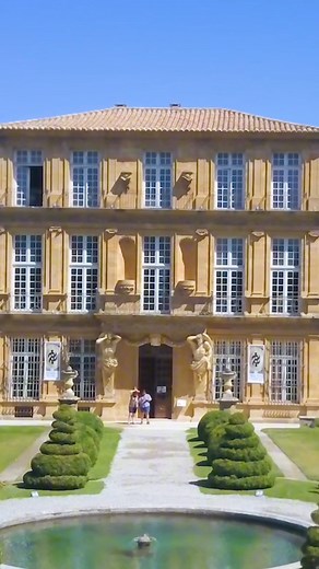 105K views · 1.7K reactions | [ 헔헶혅 혃혂헲 헱혂 헰헶헲헹  ] Aix est encore plus belle vue d'en haut. Admirez la splendeur de notre ville avec cette vidéo par drone ! | Aix ma ville | Facebook