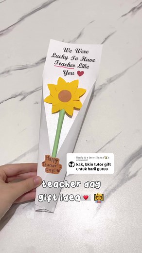 Simple Gift Ideas for Teachers: DIY Paper Crafts Tutorial