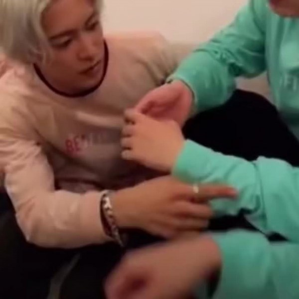 積極的なれおくん🥹女の子にもこうですか？#befirst #レオ #上村礼王 #LEO #レオブランド #bestyさんと繋がりたい