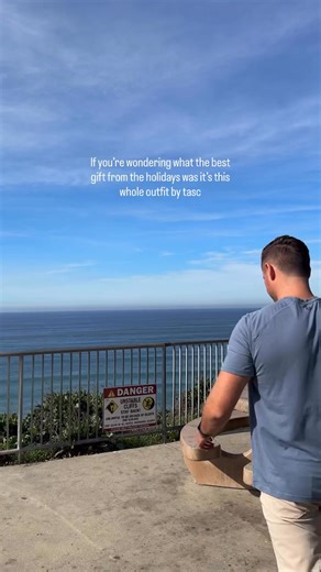 Our bamboo-based fabric redefines active apparel so you can enjoy unmatched softness, UPF 50 sun protection, and ultra-breathable comfort. Unlock 20% off your purchase when you sign up for email. Featuring the tasc Carrollton T-Shirt and tasc Motion Pants | Tasc Performance