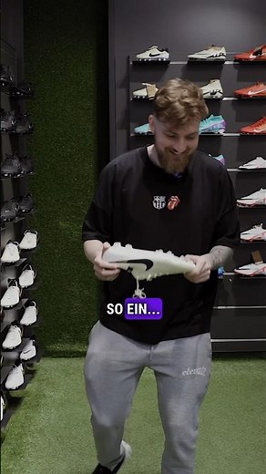 Anton darf sich nur einen Fußballschuh aussuchen?!🔥👀 #shorts