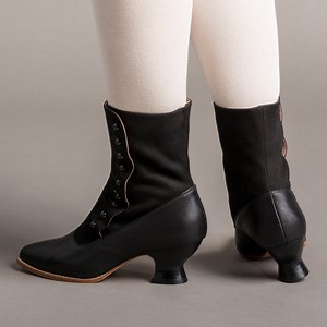 Manhattan Victorian Cloth-Top Button Boots (Black)