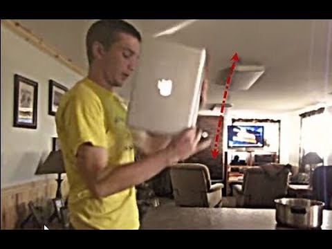 How do I get a stuck cd out of my macbook pro ? ✔️