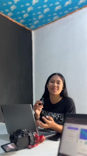 Kursu Multimedia Bázika || Basic Multimedia Course . . . ✔ Dezenhu Grafiku/Graphics Design ✔ Photography ✔ Videography Mai Aprende Hamutuk ho Ami! Husi Jovem ba Jovem no sei fila fali Jovem 🫂 Estudante Madavina 🥰 Click Skills Student 🤗 #MultimediaBazika #MicrosoftOffice #WebsiteBazika #coding #computerCourses #WebsiteBazika #clickskills #BasicEnglish #englishCourses #clickskills