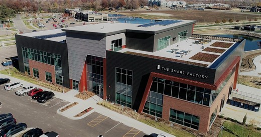 eXplore - The Smart Factory by Deloitte