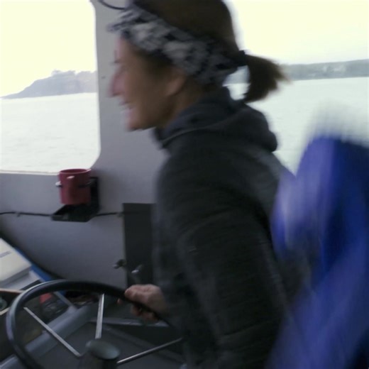 Adrenaline rush in lobster hunting. | Best Documentary