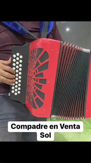 Acordeón Hohner compadre. $15,900 excelentes condiciones. | Iram Gallardo