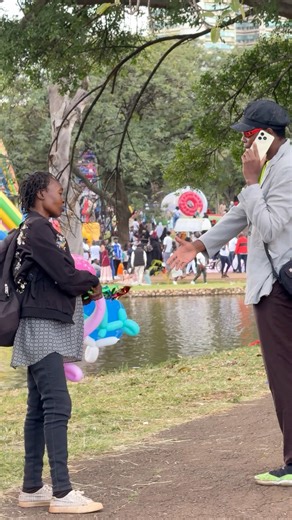 833K views · 32K reactions | Fake public greeting prank來 | Black mully | Facebook