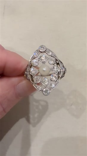 Old world charm with new level fire #goldadore #vintagejewelry #finejewelry #showmeyourrings #antiquejewelry #engagementring #platinumring #antiquediamonds | Gold Adore | Facebook