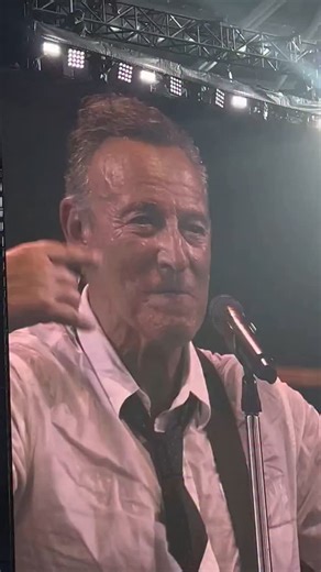 7.5K reactions · 355 comments | Donostia #2 #brucespringsteen #españa #brucespringsteentour #brucespringsteenfanpage #springsteen #brucespringsteenlive #brucespringsteenfanclub #brucespringsteenfans #rock #tour #theestreetband ￼ | Pink Cadillac "Bruce Springsteen Fan Page" | Facebook