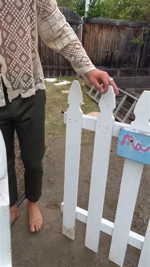 132K views · 5.9K reactions | 1930’s Net Lace Shirt This long sleeve shirt is made from a C. 1930’s lace tablecloth of Italian origin. Hand-knotted Modano filet net lace with a central floral design. It spent most of its life in Orrville, Ohio. | STAN | Facebook