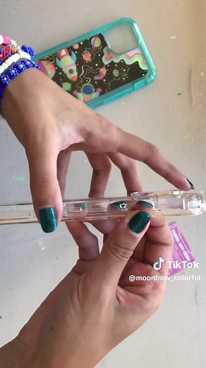 Instalación de una Funda de Uso Rudo: Guía Paso a Paso