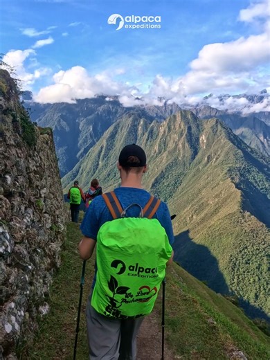 Inca Trail: 4 Days vs 2 Days — Which One Is for You? More time on the trail means more history, more archaeological sites, and a complete experience on the 4-day Inca Trail; while the 2-day version is ideal for those short on time who don’t want to miss the highlights of this legendary route. Two ways to live the adventure, one unforgettable destination. 👉 Choose your path and book your Inca Trail adventure today! 📩 info@alpacaexpeditions.com 🌐 Website: www.alpacaexpeditions.com 🦙 Book now: 