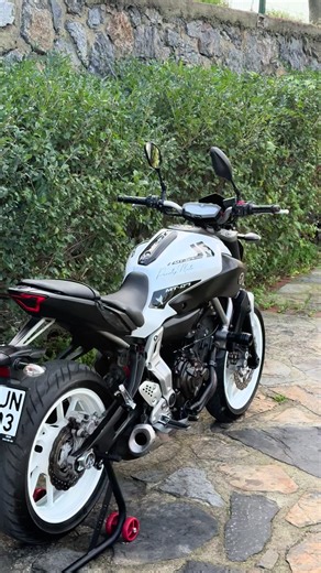 İmzalı seri✍️ #prestijmoto #mt07