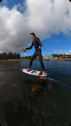 Daniel Riley | Unusual tow boat? 🧐 #hydrofoil #wakefoil | Instagram