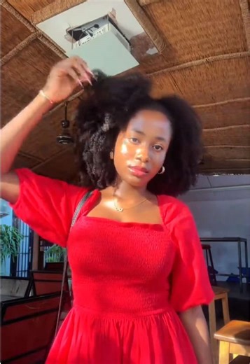 Just two girls blessing your feed🙂‍↕️☀️ #fyp #summer