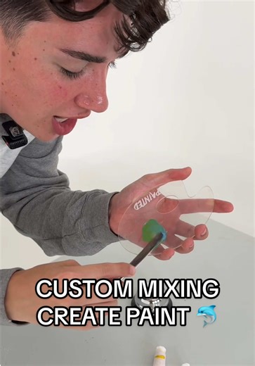 Create Custom Teal Makeup Looks with Mixing Paints