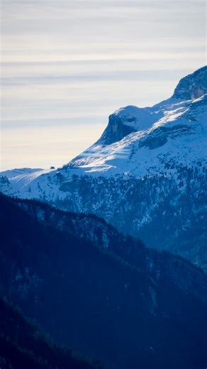 Ustaria Posta Hotel Restorant on Instagram: "ALTA BADIA GRAN RISA ⛷️ FIS SKI WORLDCUP @aeronautica.militare @freccetricolori @skiworldcupaltabadia @holimites"