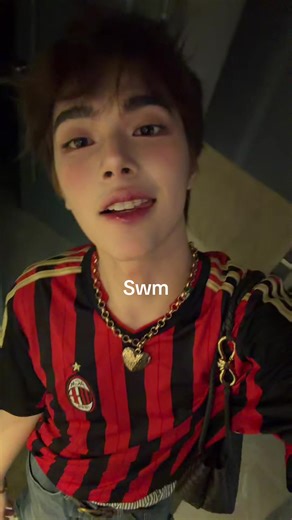 Renzo Angeles (@renzuwuu)’s video of make up