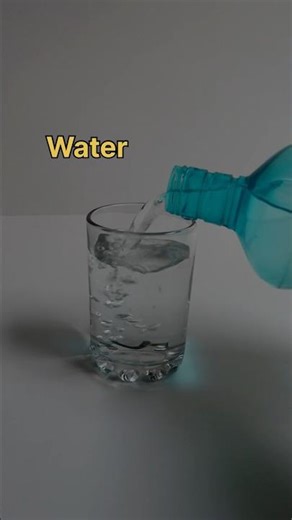 Magnet vs iron powder in water #scienceexperiment