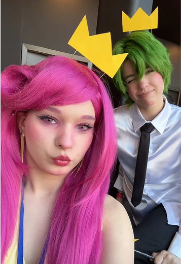 LETS GOOOO🩷💚✨#cosplay #fairlyoddparents #fairlyoddparentscosplay #cosmoandwanda #fyp