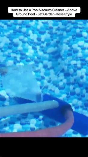 Guía para Usar un Limpiador de Piscina de Superficie