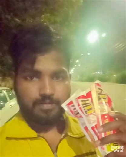 INSTANT VIRAL on Instagram: "A Blinkit delivery partner in Tamil Nadu cancelled a late-night order for rat poison after sensing something was wrong. The incident took place around midnight when he reached the customer's location. On arrival, the delivery agent noticed the woman who placed the order was crying and visibly distressed. Her emotional state raised concern that the purchase might not be for pest control. Suspecting a possible suicide attempt, the delivery partner refused to hand over