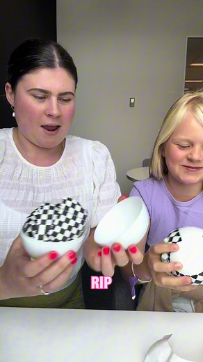 the mini brands gorl has been beaten 💁🏼‍♀️ #minibrands #foodieminibrandss2 #foodieminibrands #unboxing #zurutoys #zuru #mini #collectibles #race #minicollection