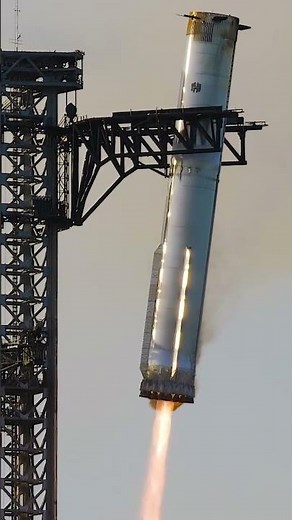 INSANE! Watch SpaceX Catch A Starship Booster In mid Air #spacex #spacexstarship