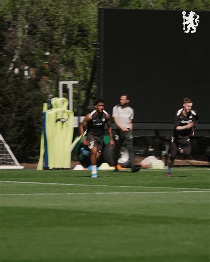 palmer went from 80 ga in 100 games and chilling with Drake to getting outpaced by an obese andrey santos