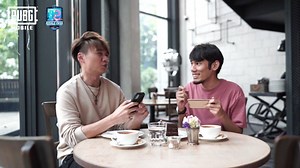 🕺🏻Hello guys!!! Jom layan video ni...Korang mesti suka punyalah!! Bukan senang nak tengok Soloz, MasterRamen dan MissRose Gaming berlakon!!🤗 Kita boleh tengok gelagat bintang bintang PUBG Mobile ini bermain bersama sama walaupun berada di lain tempat..Bukan main lagi idola korang ye.. Memang Lucu!..😍😍 💪🏻Jom kita semua kurangkan aktiviti sosial di luar...Virus Covid-19 kini juga menyerang Malaysia..Korang boleh duduk di rumah sahaja dan bermain game online kerana ini lebih selamat..Ayuh da