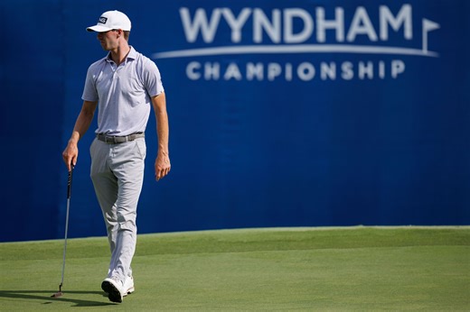 Who is leading the Wyndham Championship 2025 after round 1? Leaderboard explored