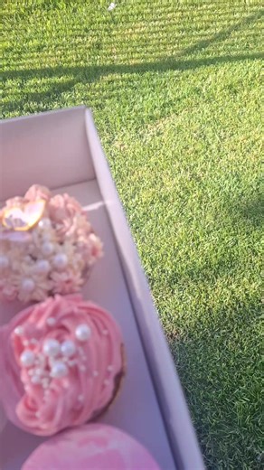 bento cake pink and white cake theme,birthday cakes,cakes,