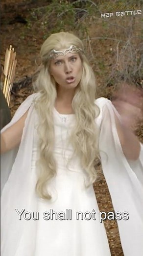 Galadriel from #LordoftheRings disses Leia from #StarWars in our 2014 #PrincessRapBattle!