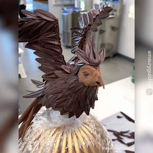 236K views · 2.6K shares | The sculptures this man creates with chocolate is just amazing  Amaury Guichon | Sharing is Caring | Facebook