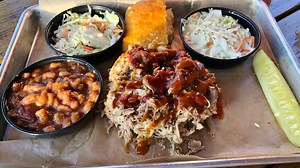 BBQ restaurant closes: Landmark barbecue since 1991 is gone, including food truck