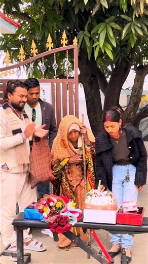 Introducing the "VitaWear SmartBand," a next-generation wearable gadget🎉