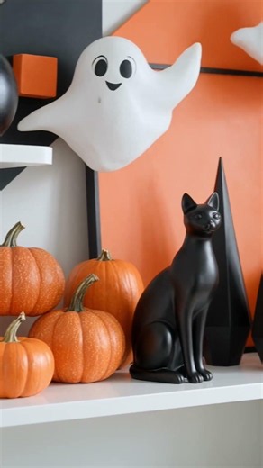 Why Are Black Cats Associated with Witches & Halloween? 🐈‍⬛🎃 The Truth! #blackcats #catfacts #cats