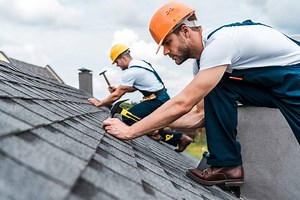 Should I Show My Roofing Contractor The Insurance Estimate?