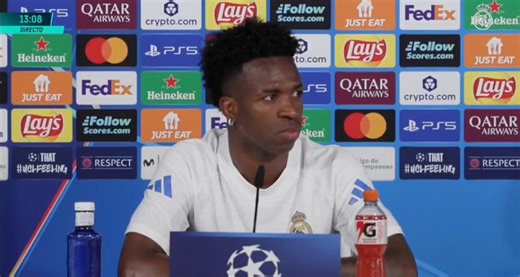 🗣️ Vinícius Jr: ¿Renovación? "OJALÁ pueda seguir aquí durante mucho tiempo, yo soy muy feliz y quiero seguir en el club de mis sueños durante mucho más tiempo."TE QUIERO MUCHO @vinijr ❤️