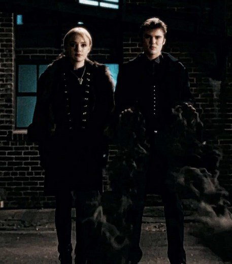 Jane & Alec Volturi: Twilight's Youngest & Deadliest