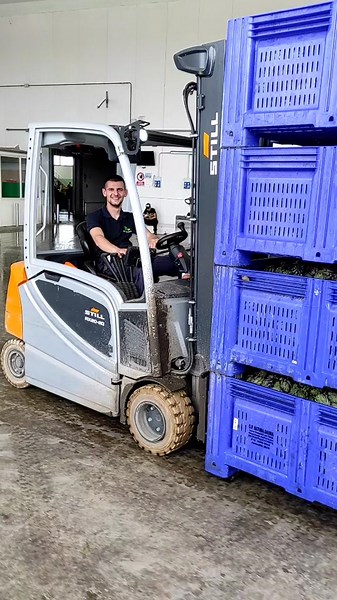 Efficient Forklift Operation in Industrial Settings