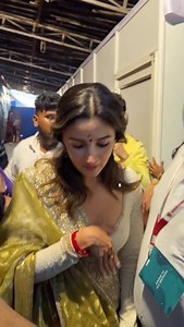 7.9M views · 16K reactions | Alia mobbed by fans. | Bollywood Society | Facebook
