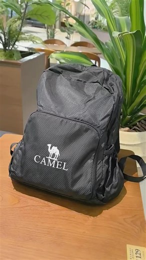 Ba lô du lịch tiện lợi, có thể gấp gọn, vải chống nước, bền bỉ. #camel #balo #backpack #balodulich #outdoors