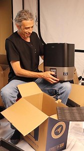 Unboxing our New Cloudforge T5 with Kyle Kushman The Cloudforge T5 delivers ultra-precise warm or cool mist with 10 output levels, boosting efficiency in cold environments while using less water. Its UV-C sterilization keeps the tank clean by eliminating mold and mildew, ensuring pure mist every time. Smart features include VPD and humidity-based automation, programmable timers, auto-start with backup memory, and a night-friendly backlit display. It fully integrates with the UIS™ platform and AC
