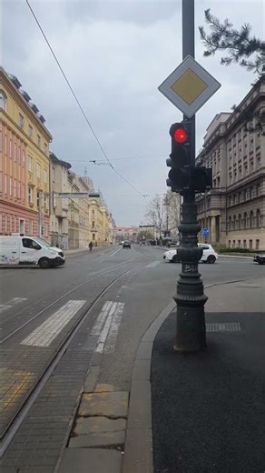 Walking Through Zagreb Streets 🇭🇷 | Calm City Vibes