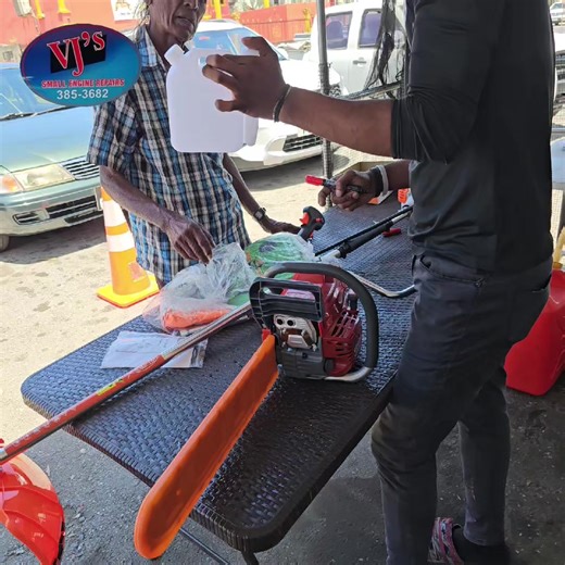yes Farmers we've got u covered at Vj's we offer quality products at affordable prices 🔥 we carry replacement parts and do repairs on all brand of small engines ✅ contact or Whatsapp us #385-3682, 382-5702 we are located on Rochard Douglas in Barrackpore find our business location on map 🗺️ Vj's Small Engine Repairs 🚗🚗 #trinidadandtobago #followers