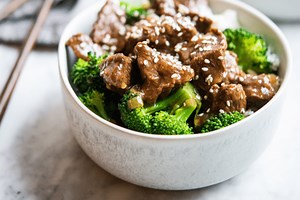 Instant Pot Beef & Broccoli - Fed & Fit