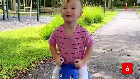 AppleRound Unicorn Bouncer with Hand Pump, Inflatable Space Hopper, Ride-on Bouncy Animal for Children (Purple)