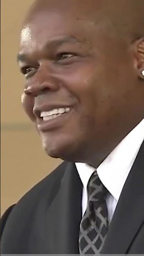 “The Big Hurt” Frank Thomas Hall of Fame Speech Gave Baseball Fans Chills!